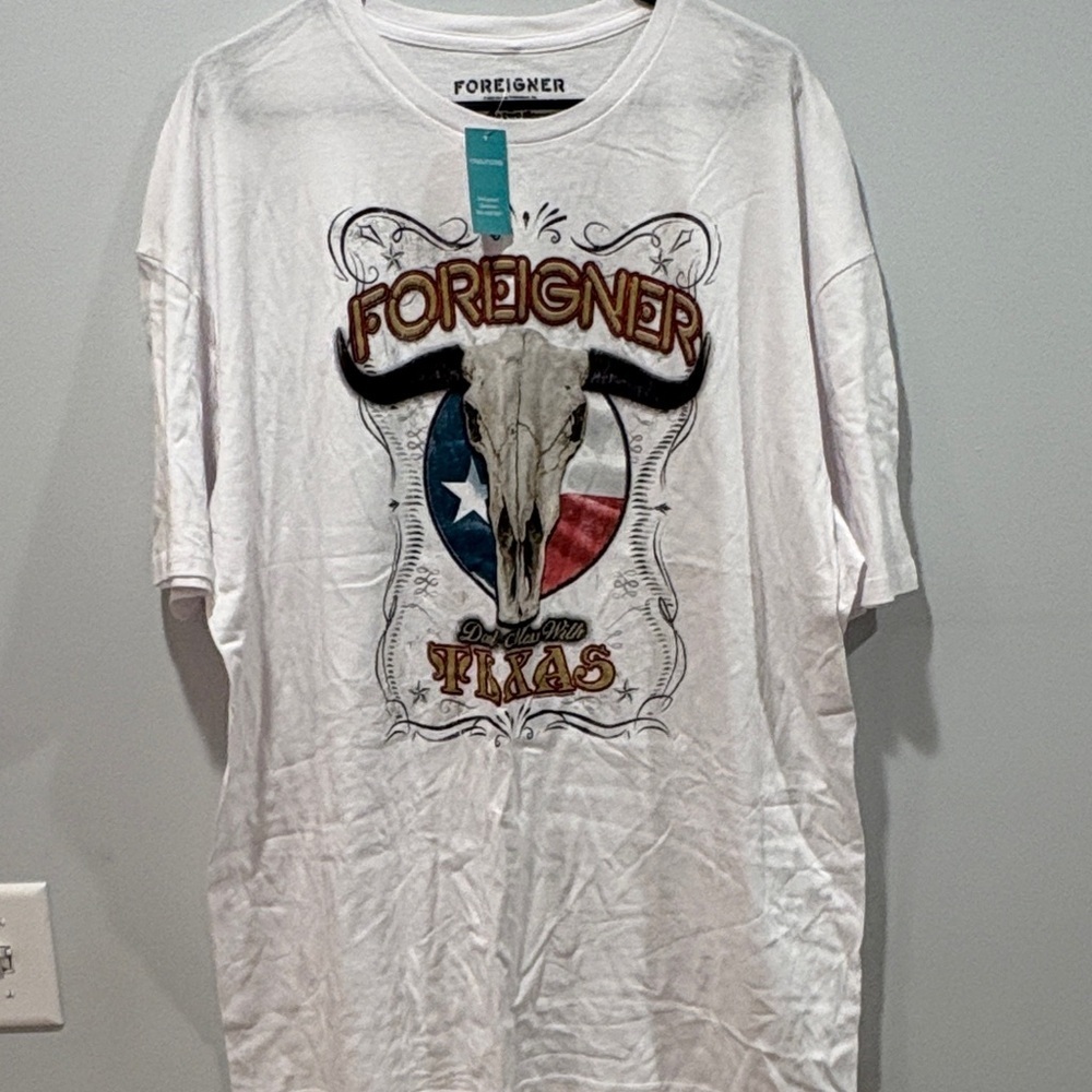 Foreigner White Texas Skull Graphic Tee